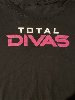 Total Divas T Shirt Womens Wrestling T Cap Sleeve Fits Like XL Stretch