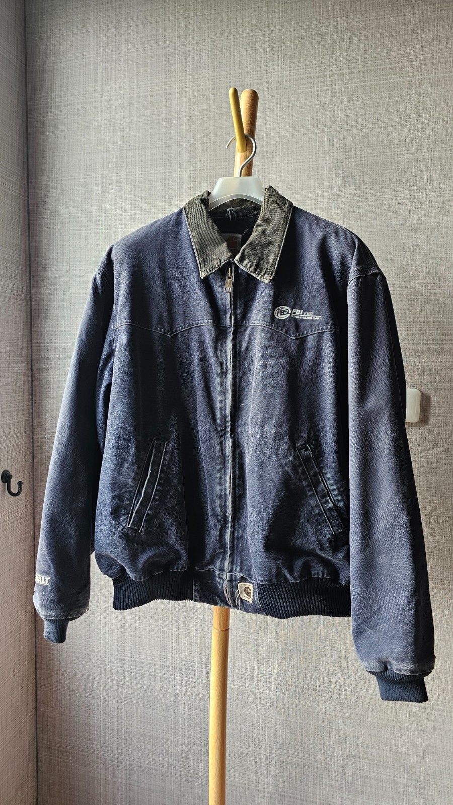 Vintage Carhartt J14 Santa Fe Jacket Navy Blue Distressed Workwear Size 2XL/3XL