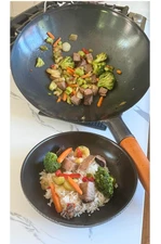 YOSUKATA 14" Carbon Steel Wok with Round Bottom, Pre-Seasoned