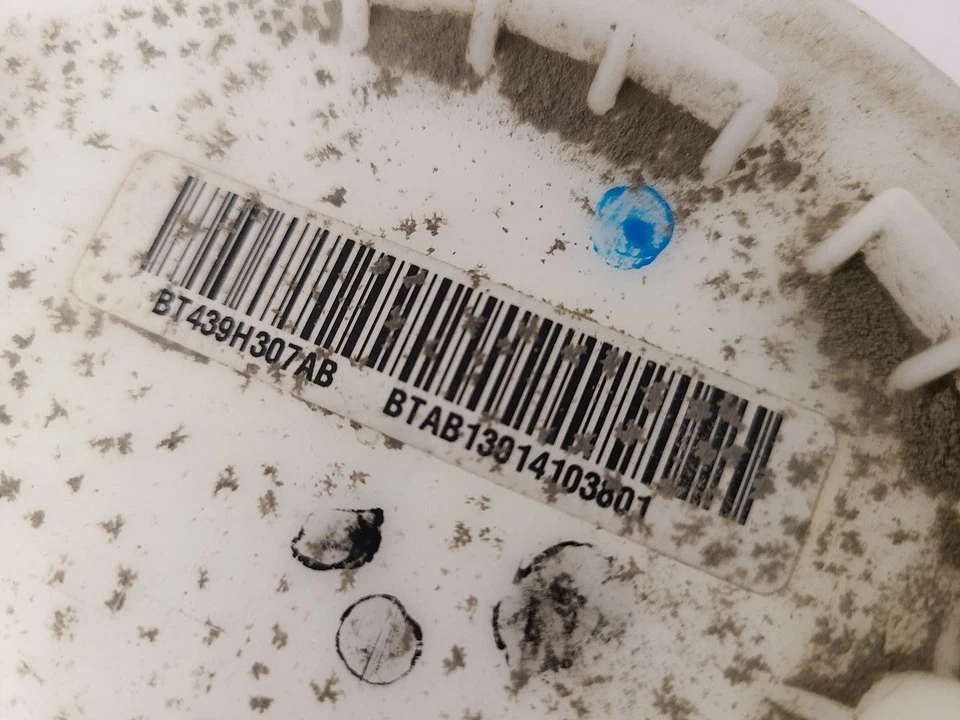 2011-2015 LINCOLN MKX Fuel Pump Assembly AWD BT4Z9H307C Foto 4 de 4