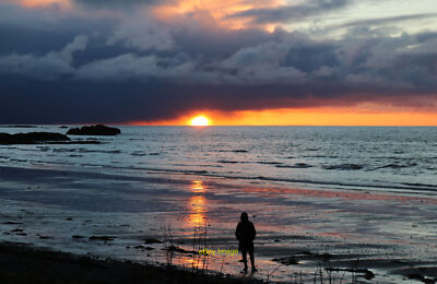 Photo 6x4 Lady Admiring the Sunset at Ainslie Shore Girvan  c2019