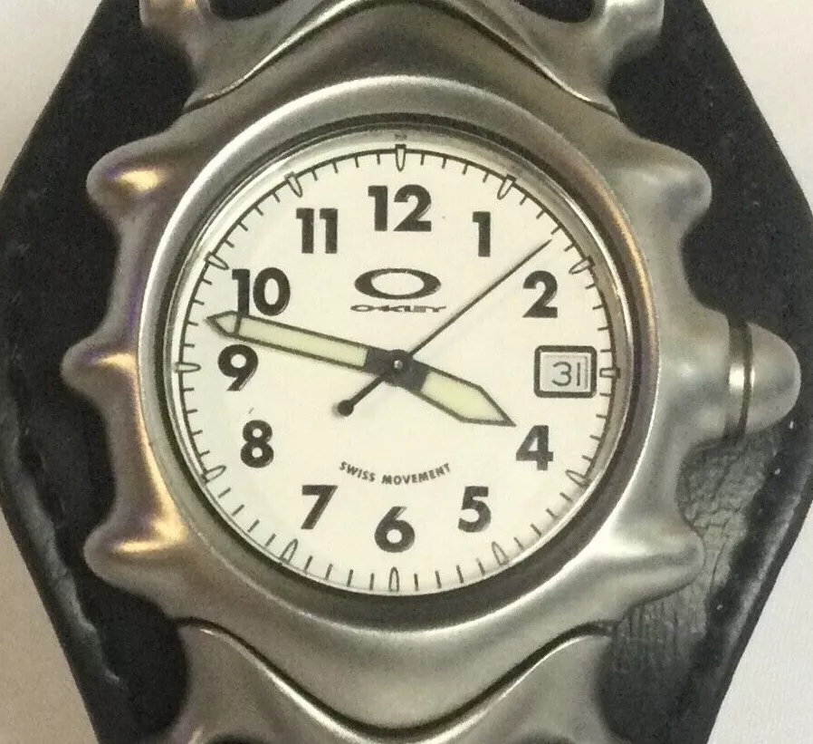 RARE MEN'S OAKLEY SADDLEBACK WATCH Honed Stainless White Dial w/ Swiss Movement