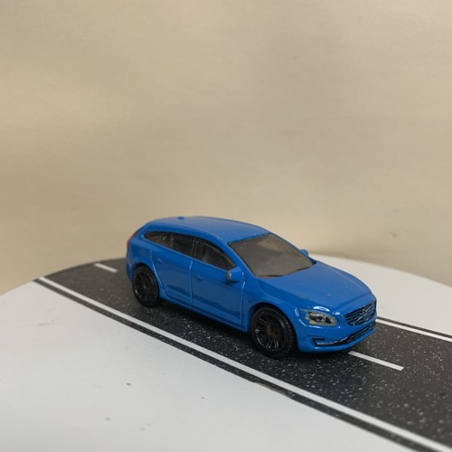 2016 Matchbox MBX Adventure City Volvo V60 Wagon #8 Light Blue 1:64 As-Pictured - Picture 8 of 12