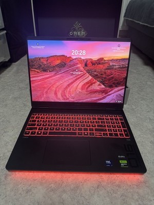 HP Omen MAX Gaming Laptop, 16-ah0272ng