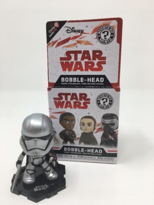 Star Wars The Last Jedi Mystery Minis 1/6  Captain Phasma