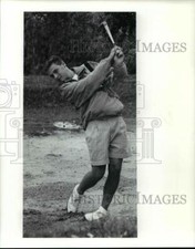 1991 Press Photo Chris Rusin powers out of the sand at Lorain County Club