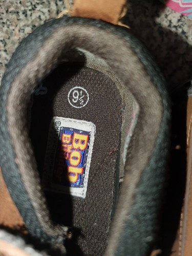 BOY'S 'BOB THE BUILDER' SHOES SIZE 9.5 KIDS RARE - Picture 5 of 7