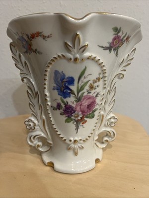 Vintage St. Regis Porcelain Cut Outs Floral w/ Gold Trim Vase 7 