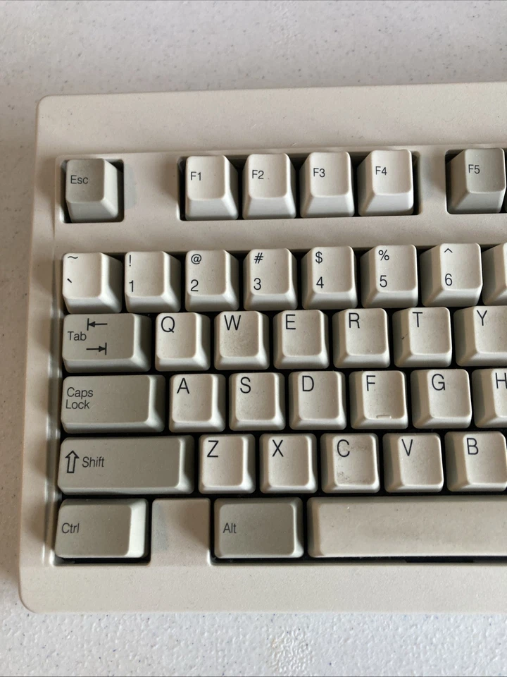 Vintage Compaq RT101 Mechanical Keyboard Wired P/S Connection Computer - Image 2 of 4