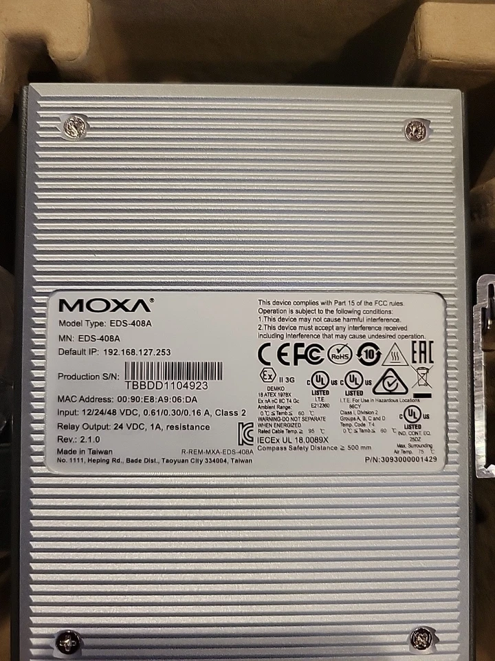 BRAND NEW MOXA EDS-408A V2.1 Managed Ethernet Switch w/ (8) 10/100BaseT(X) Ports - Image 3 of 4