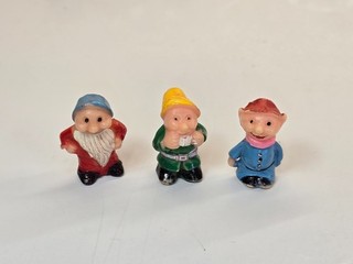 ALTFIGUREN 3x verschiedene Sieben Zwerge 70er ORI GUT