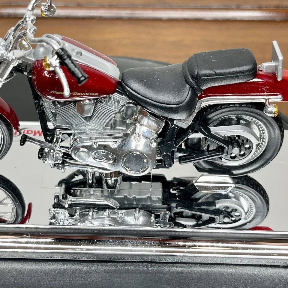 Harley Davidson De Colección Maisto Edición Coleccionista 1:18 Rojo 2000 FXSTD SOFTAIL DEUCE Foto 4 de 4