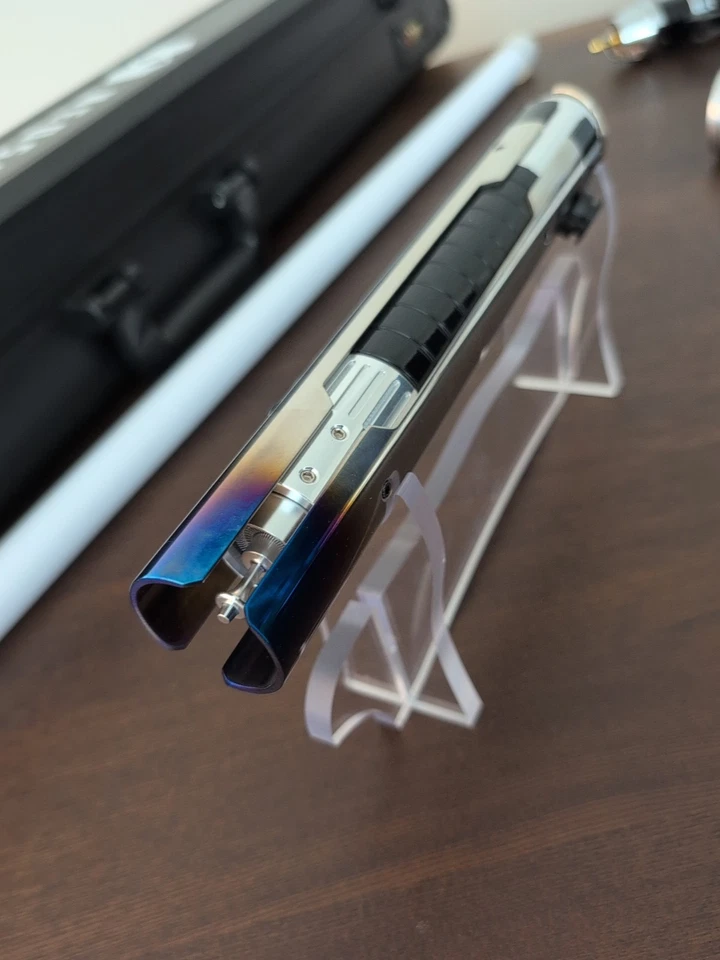 Sable de luz Star Wars Master Sol Xenopixel (con estuche, hoja y soporte) Foto 4 de 4