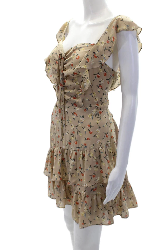 J.O.A. Vestido para mujer con detalle fruncido estampado floral y tirantes con volantes beige talla L Foto 2 de 4