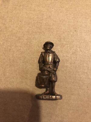 FIGUR KINDER METALL SWISS 3 SCAME