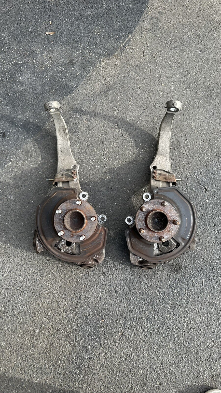 INFINITI G35 COUPE DRIVER FRONT SPINDLE KNUCKLES OEM eBay