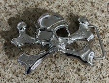 Belt Buckle  Skull  n  Crossbones  Chromed Metal