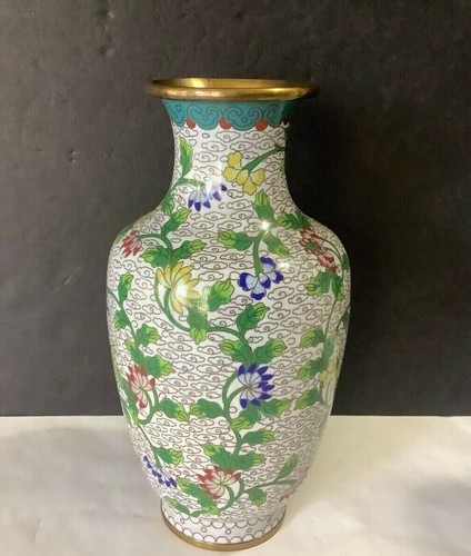 Pair Vintage Chinese China Brass/Enamel Cloisonne White Floral 9-1/4” Tall Vases - Picture 2 of 10