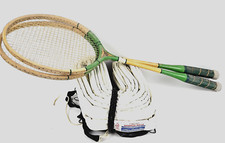 Pair of Vintage Kent Wooden Badminton Rackets Outdoor Caro-Net Sports Net Set