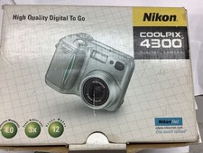 Nikon COOLPIX 4300 4 MP Digital Camera Silver TESTED