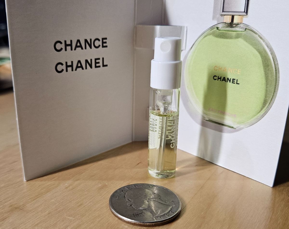 Chanel Chance Eau Fraiche Eau De Parfum Spray SAMPLE 0.05 Oz / 1.5