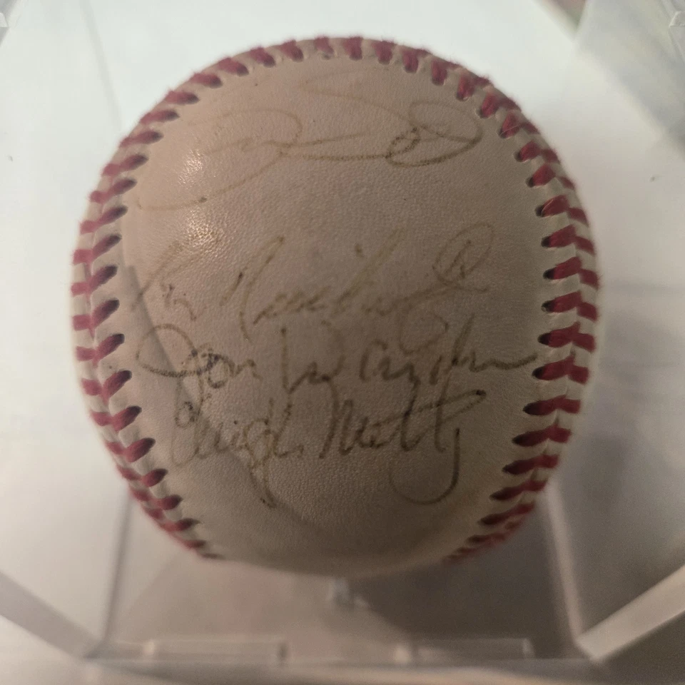 Johnny Bench George Foster Ron Oester +8 other Cinci Reds Autograph Baseball JSA - Image 4 of 4