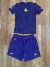 Minnesota Vikings Collecting and Fan Guide 17