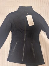 Lululemon Women's Define Jacket Size 2 Brand New