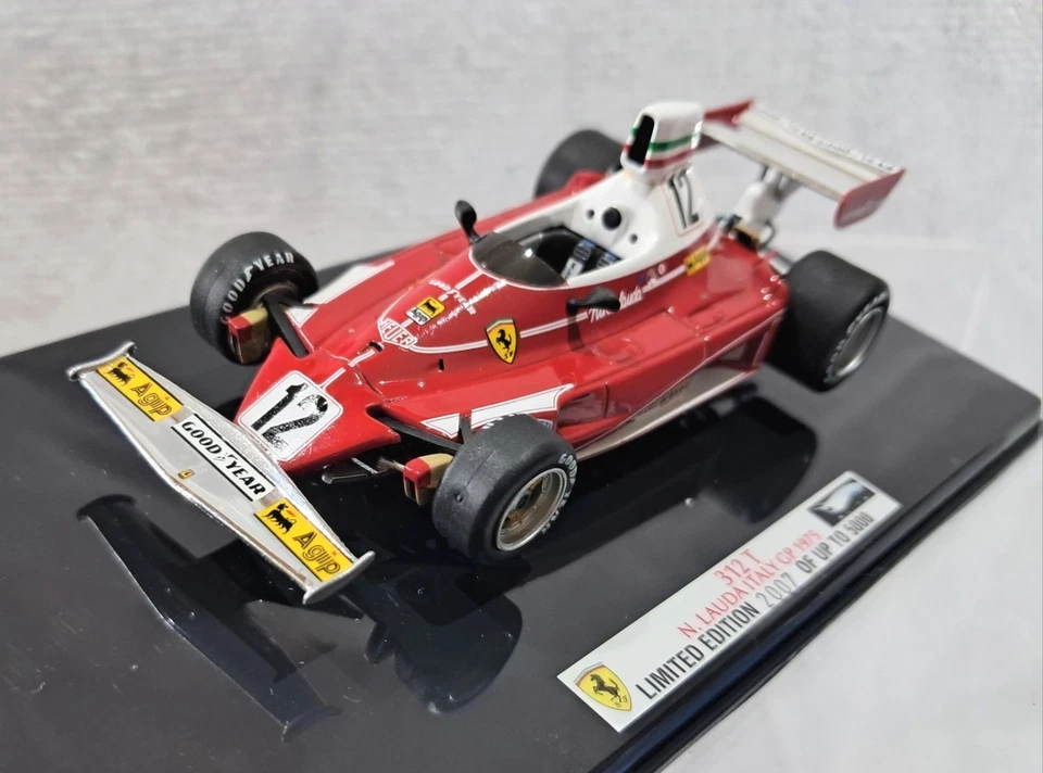 FERRARI 312 T Niki LAUDA N°12 Hot Wheels Elite T6937 1/43 - Photo 1/4
