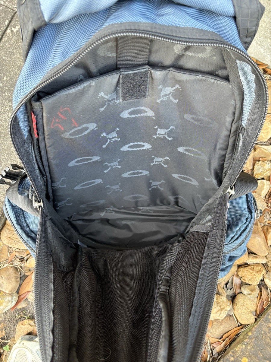 OAKLEY Icon Backpack Rucksack Tactical Black Light Blue Vintage