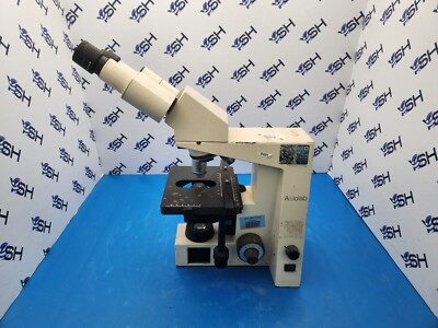 Carl Zeiss Axiolab E re Microscope w/ 2x Leica Eyepiece Used