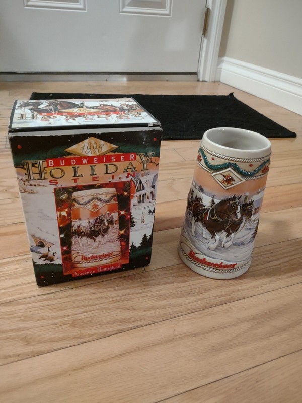 COLLECTOR'S BUDWEISER 1996 HOLIDAY STEIN!
