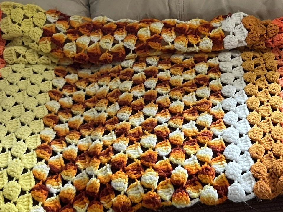 "Manta/cubierta de mesa afgana tejida a ganchillo vintage otoño 39""x30""" Foto 2 de 4