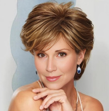Short Light Brown Mix Layere Synthetic Hair Wigs Women Soft Natural Daily