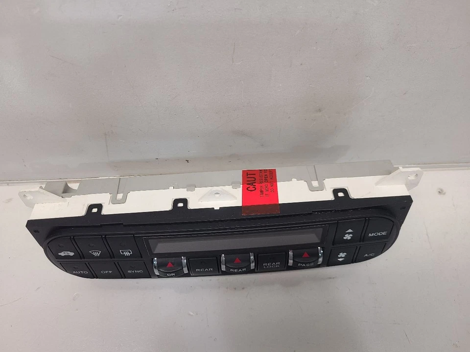 2005-10 Honda Odyssey Touring Front Temperature Control - Auto Temp - Image 2 of 4