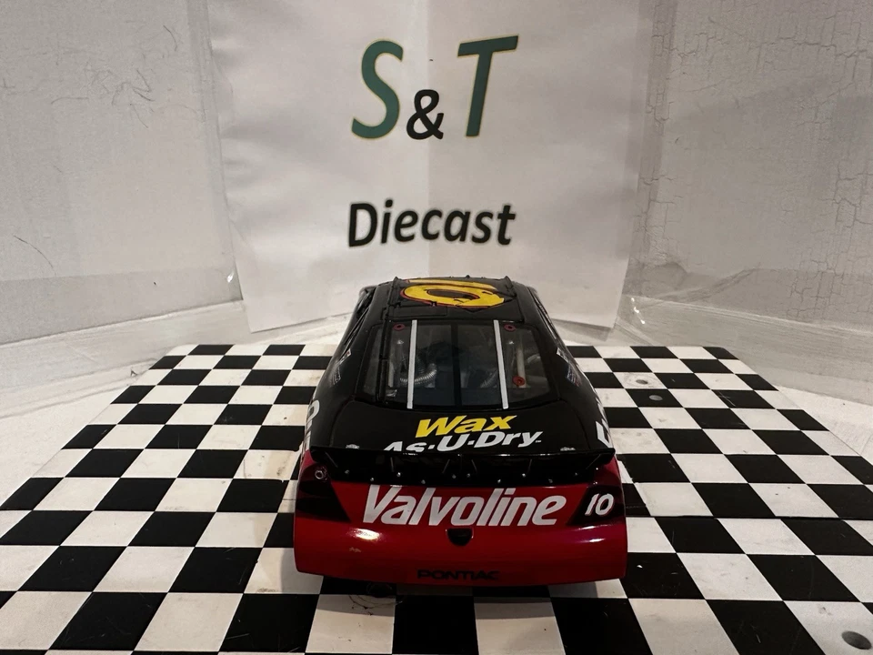 Johnny Benson #10 2003 Valvoline Eagle One Pontiac Grand Prix 1/24 Owners Series - Image 4 of 4