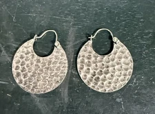 Vintage Women’s Silver Tone Round Cresent Hammered Disk Earrings