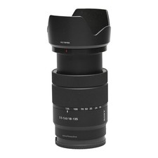 Sony SEL 18-135mm/3,5-5,6 f. Sony E-Mount (schwarz Objektiv