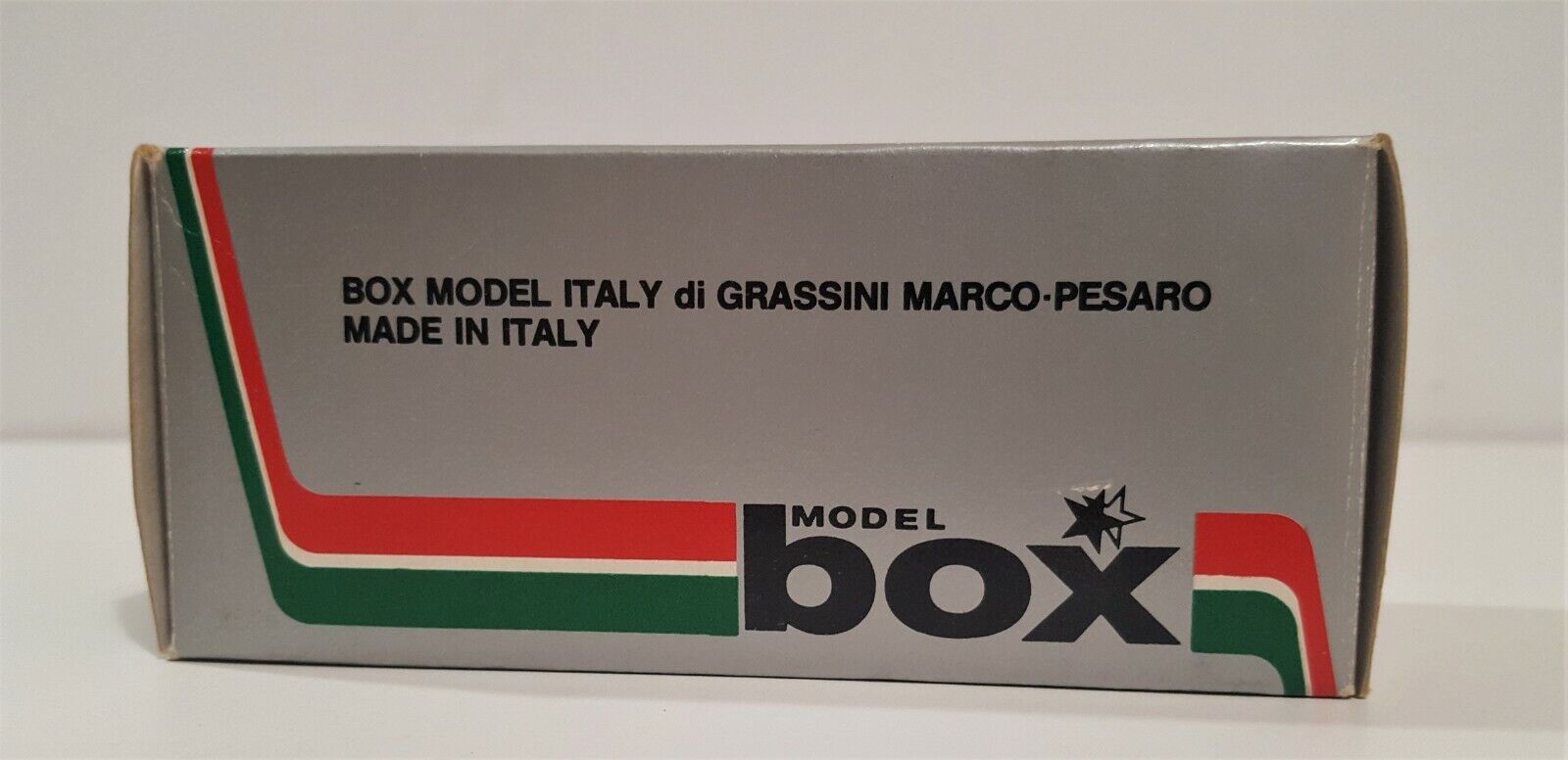 Foto 11 di 12