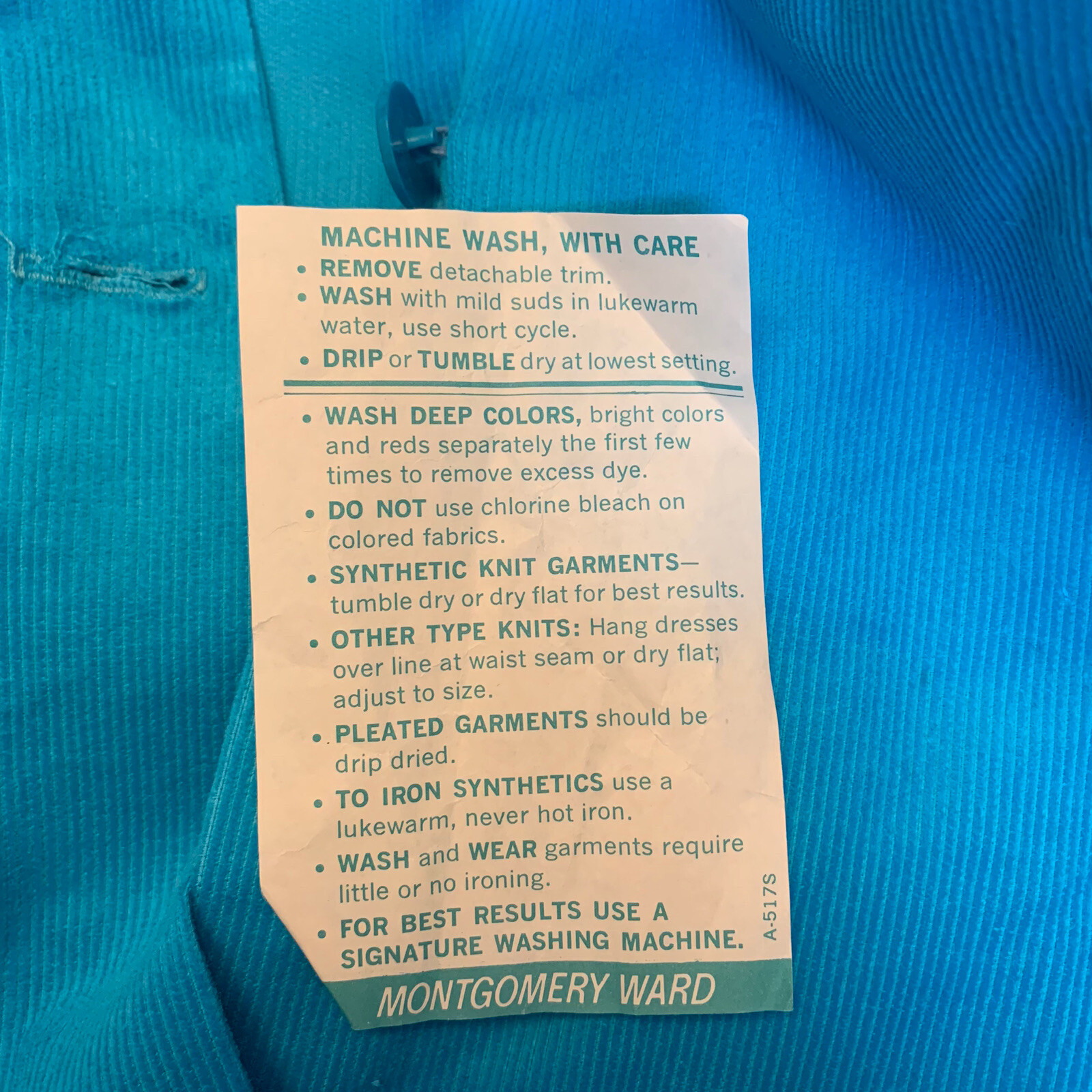 Vintage Carol Brent Montgomery Ward Embroidered Corduroy Robe Housecoat NEW NOS