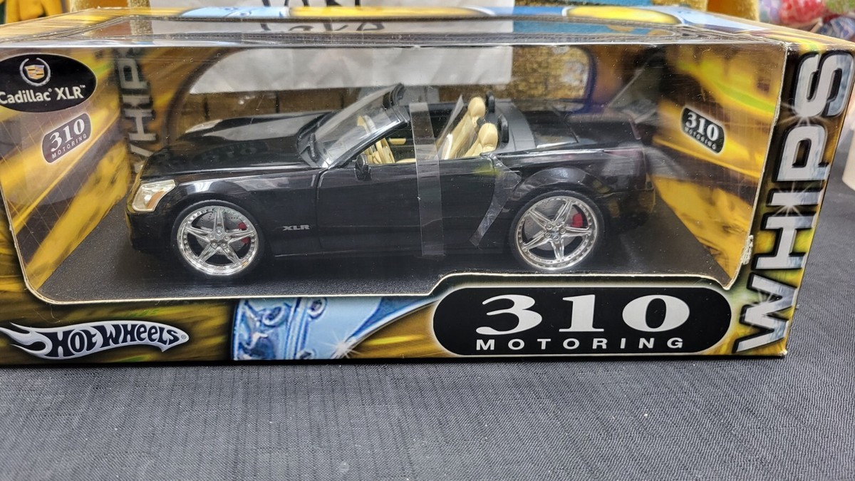 ミニカー cadillac XLR 1/18 ミニカー cadillac XLR 1/18 Diecast model cars Cadillac XLR 1