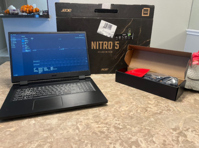 Acer Nitro 5 17.3'' 144Hz IPS RTX 3050 Intel i5-12450H 2GHz 8GB DDR4 512GB SSD