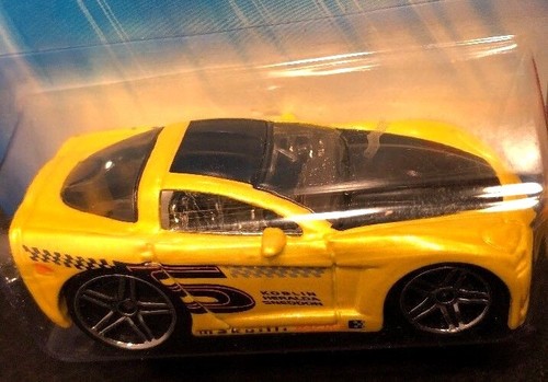Hot Wheels 2004 First Editions 99/100 'Tooned 2005 Corvette C6 Yellow - Picture 3 of 7