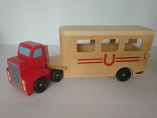 Toy Horse trailer Melissa  Doug Wooden Horse Carrier 5x12.5x3 in. G1