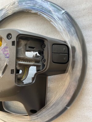 Genuine GM Brown Leather Steering Wheel – Fits 2019+ GMC Sierra 1500/2500/3500 HD (Assembly Line Leftover) 2 thumbnail image