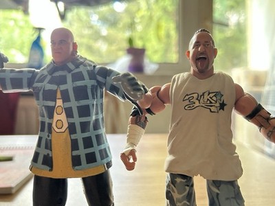 TNA KONNAN IMPACT wrestling 2005 & BG JAMES w GARBACE CAN MARVEL Figuren