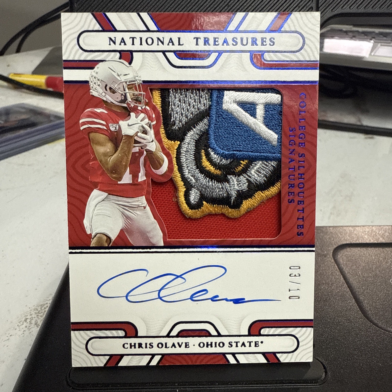 Chris Olave Panini National Treasures Collegiate College Silhouettes Signatures Relics #SSCOL Blue