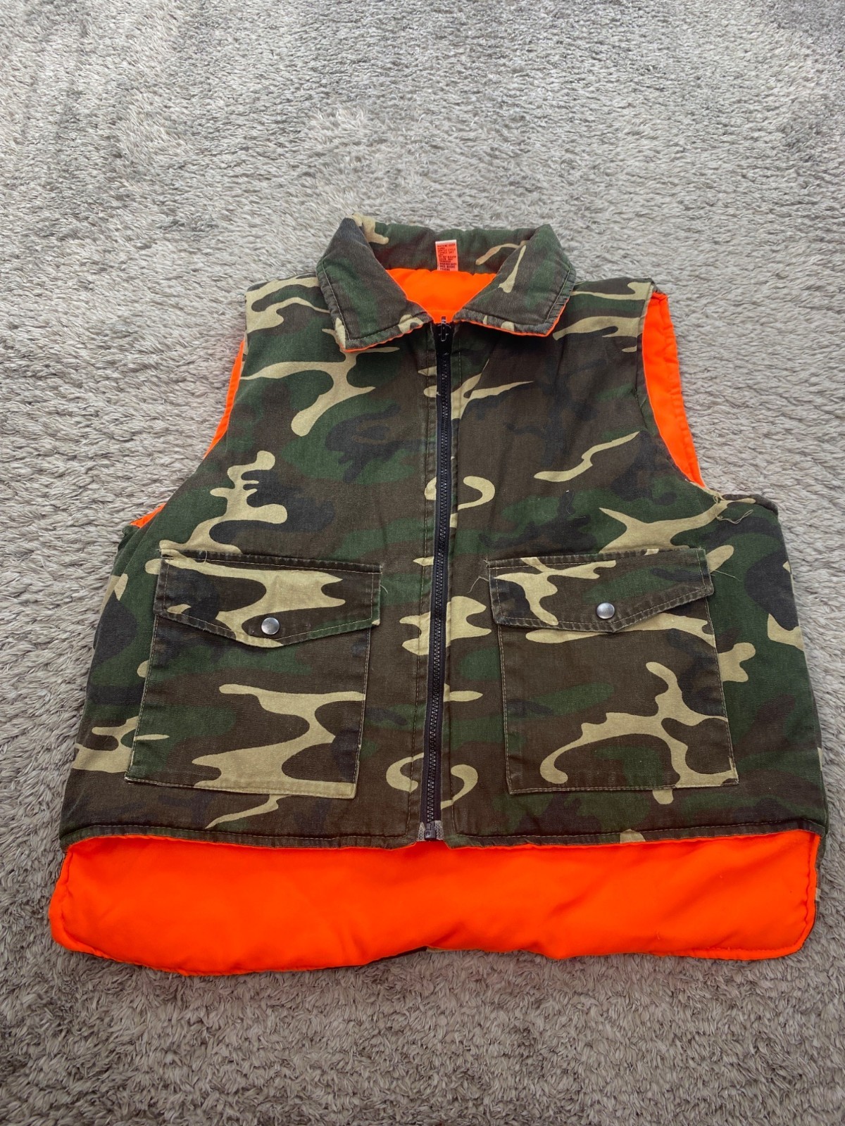 Vtg Sports Afield Vest Men Medium Woodland Camo Reversible Hunter Orange Puffer