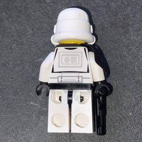 LEGO Star Wars Imperial Stormtrooper Yellow Head sw0036 Minifigure 7139 10123