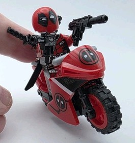 Custom Lego Deadpool Minifigure With Motorcycle Marvel Super Heroes 6866 Merc